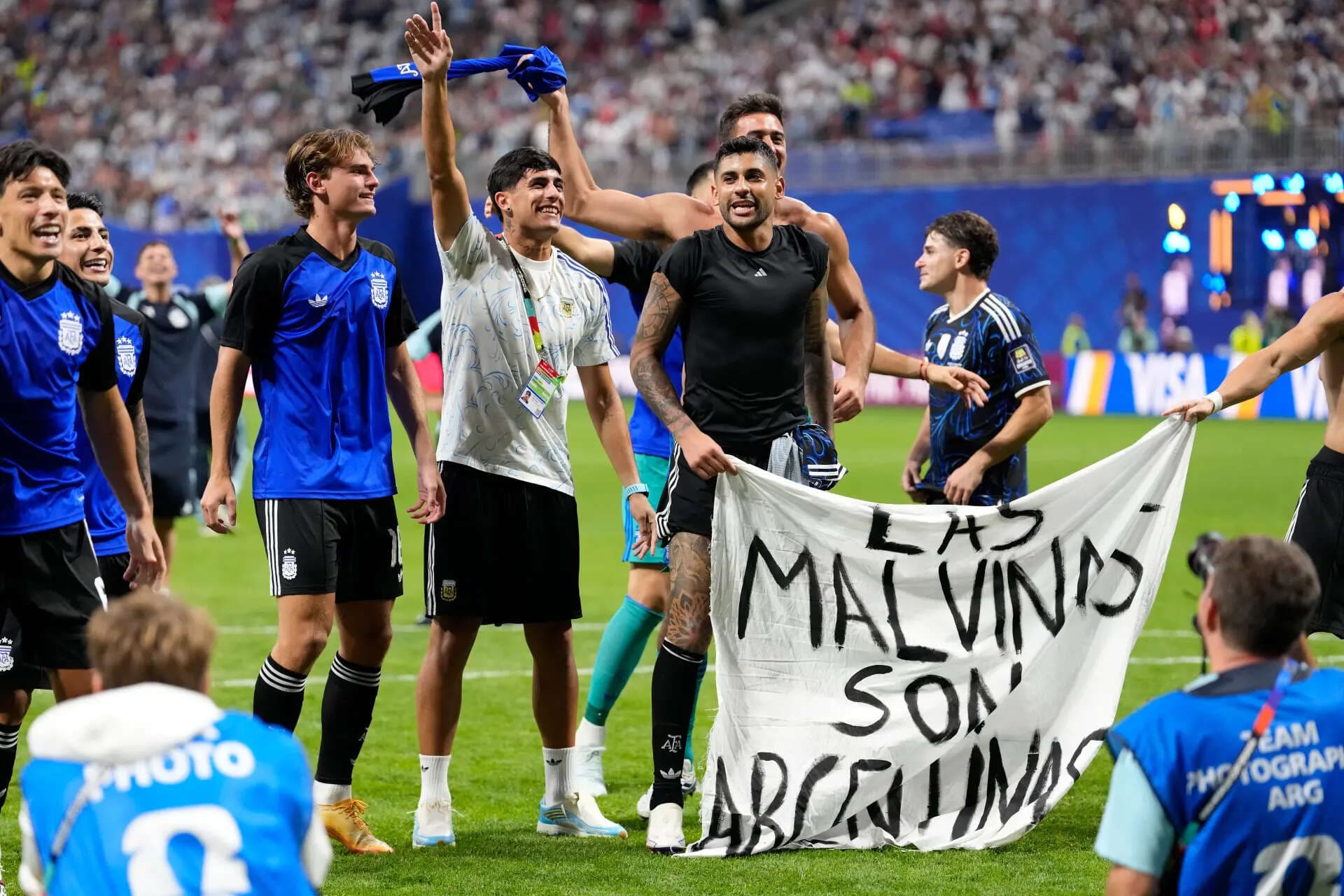 White House sends clear message after calls for FIFA to punish Argentina players over Falklands banner